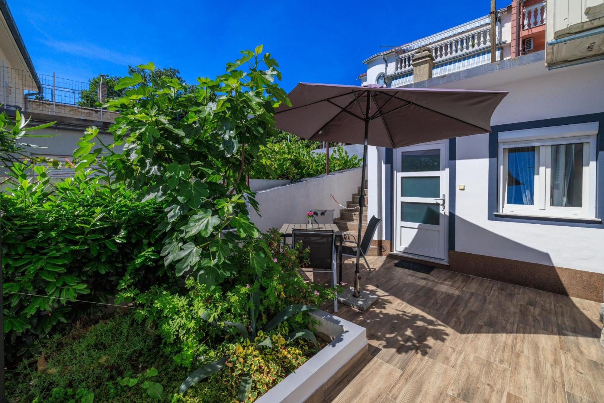 Apartments Luna Криквеница Екстериор снимка