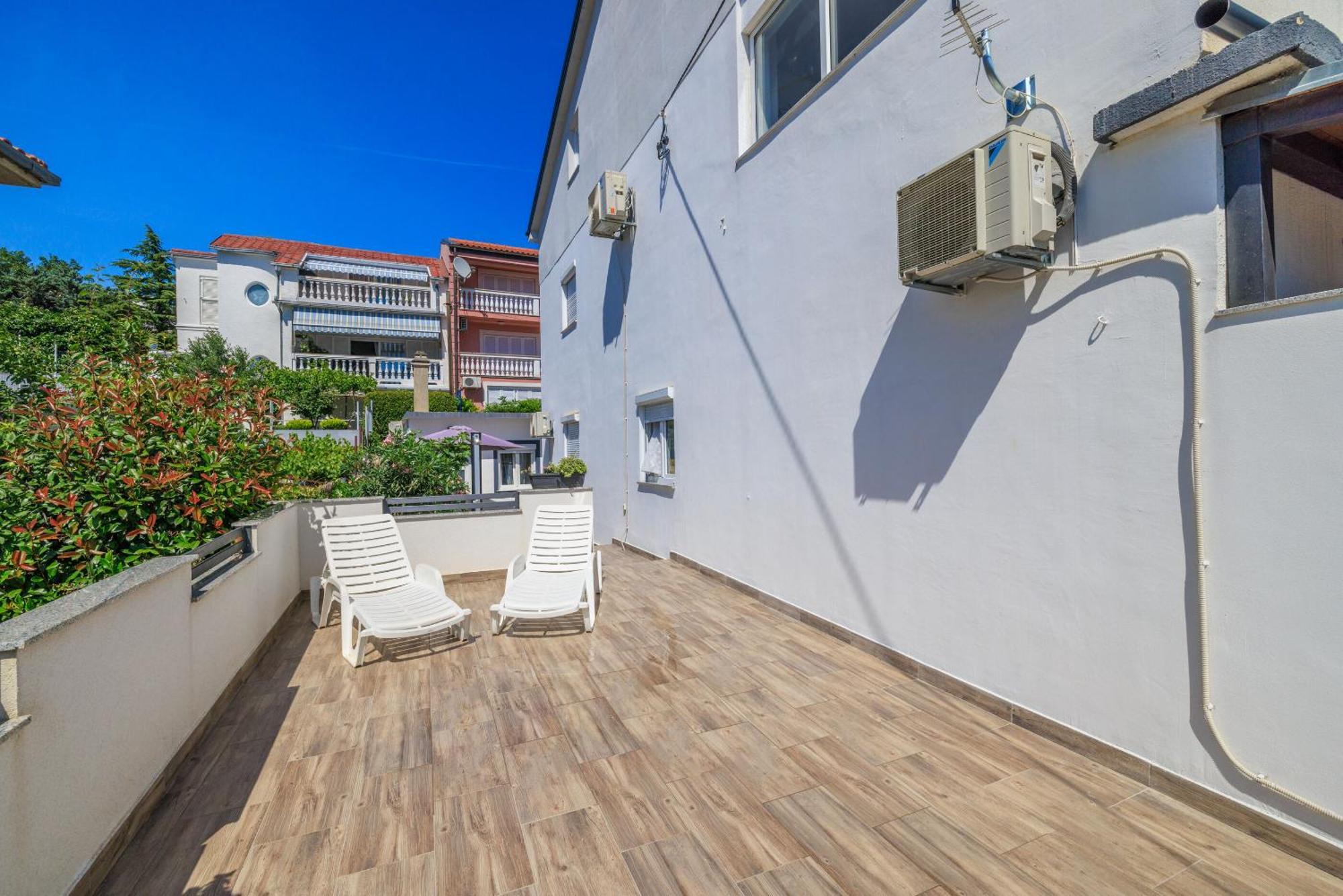 Apartments Luna Криквеница Екстериор снимка
